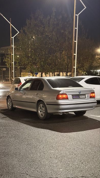 •BMW E39 2.5L 1998•