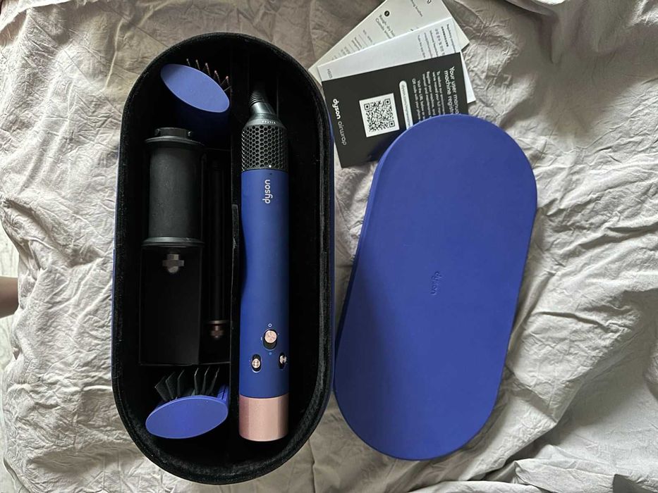 Дайсон стайлер новый