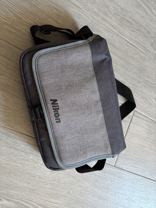 Чантичка за фотоапарат Nikon