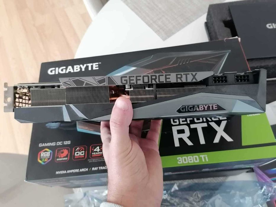 GIGABYTE RTX 3080ti GAMING OC LHR 12GB 384-bit impecabila in garantie