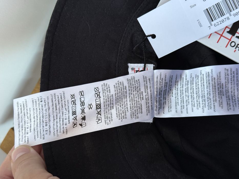 Guess palarie unisex neagra cu logo brodat bumbac marime one size noua