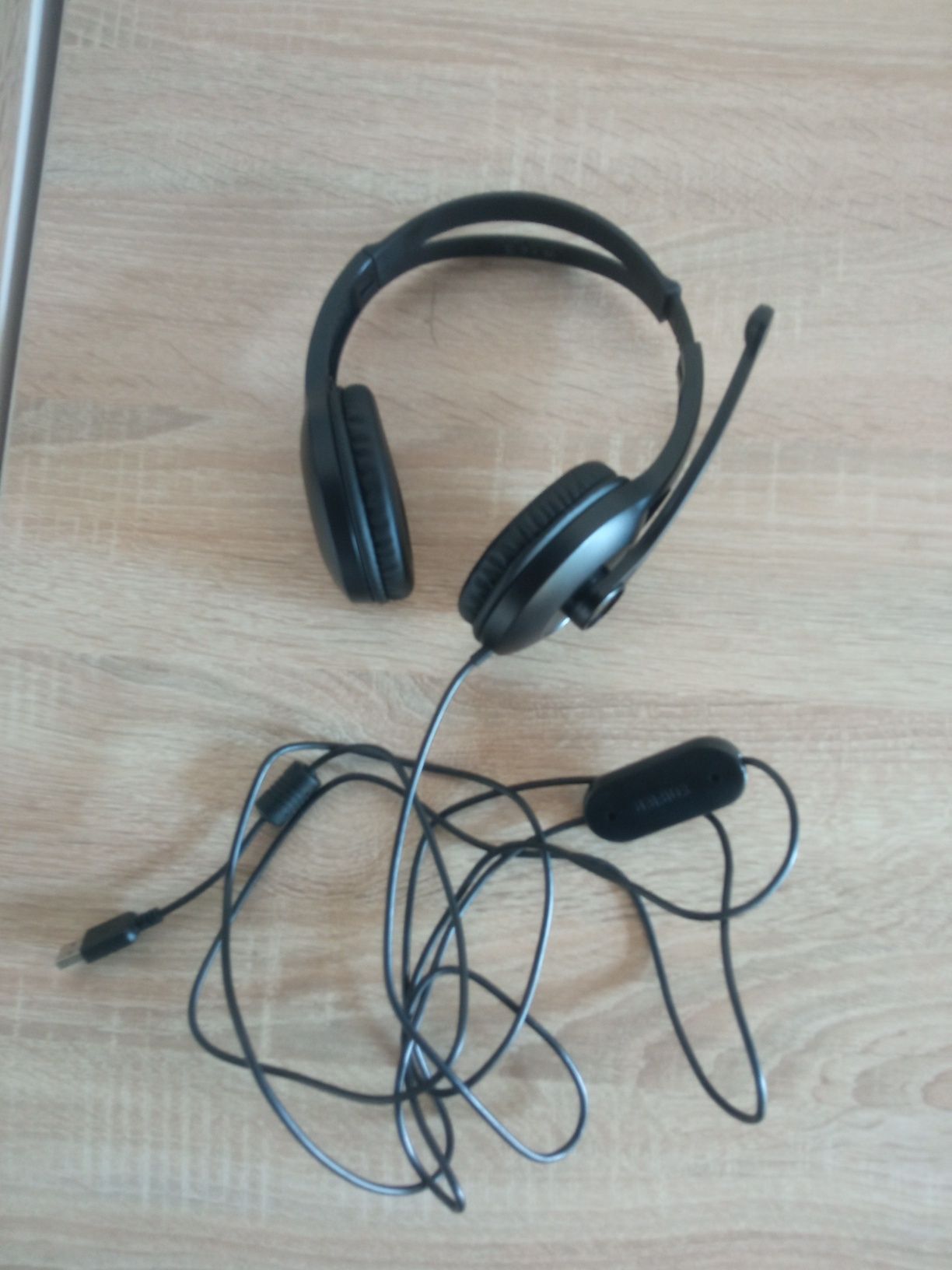 Edifier k800 naushnik sotiladi yap yangi