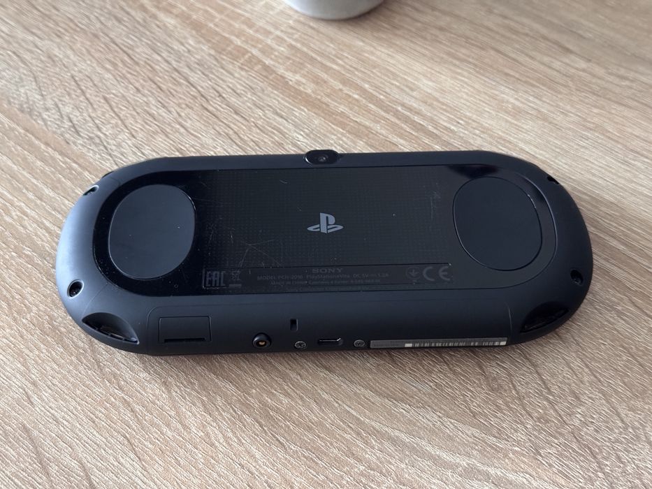 Consola Sony Playstation Vita Slim PCH 2016