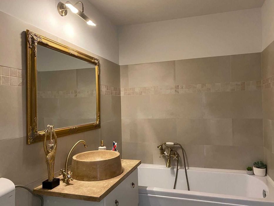 Apartament de 3 camere cu parcare, cartier Marasti, strada Scortarilor