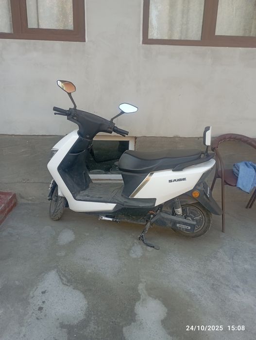 Elektr skutir oq rangda