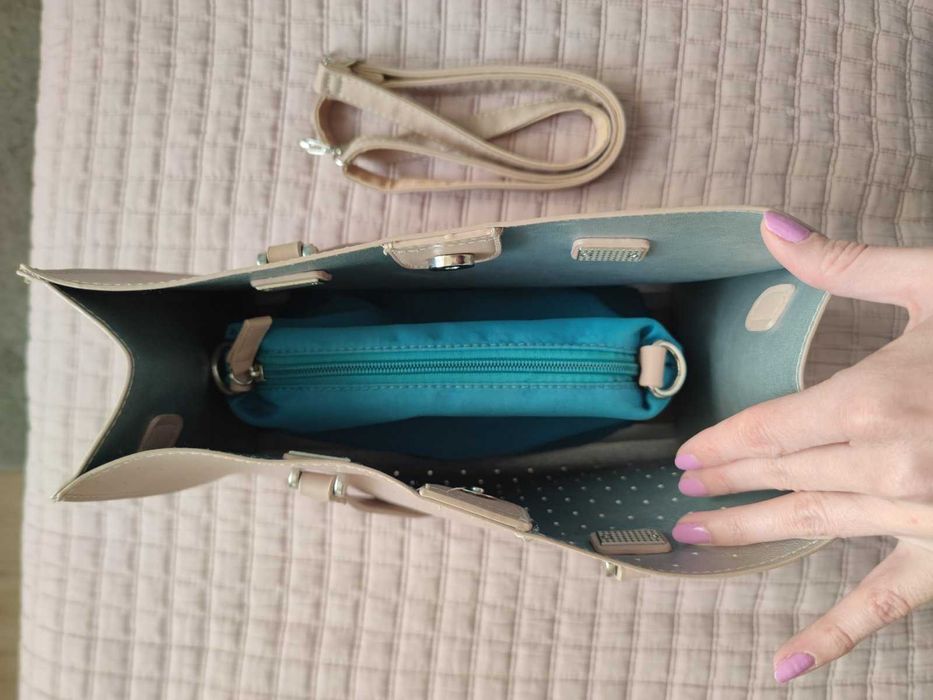 Дамска лятна чанта David Jones