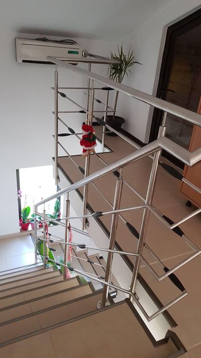 Porti ,balustrade din fier sau inox
