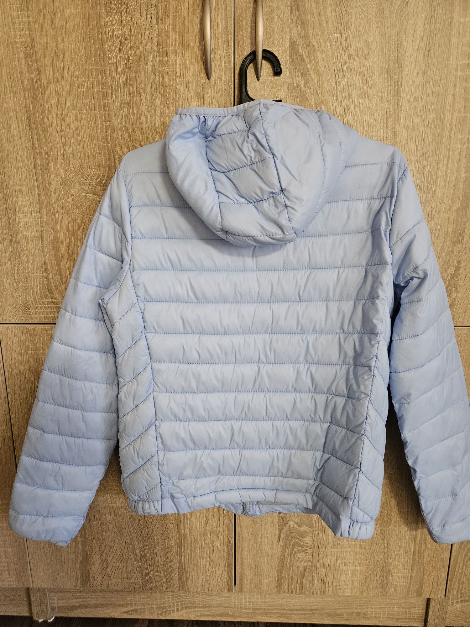 Яке Pull and Bear размер М