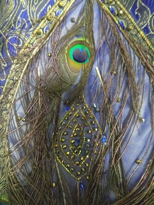 To'y uchun hashamatli libos