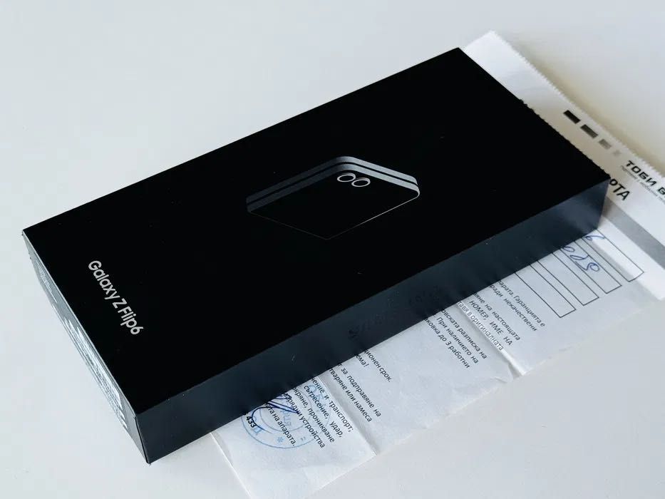 Samsung Galaxy Z Flip 6 512GB Kaто нов! Гаранция 1 година