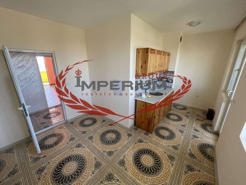 Продава се Многостаен апартамент в Варна, Автогара - 106 кв.м за 1411 €/кв.м - Снимка #3