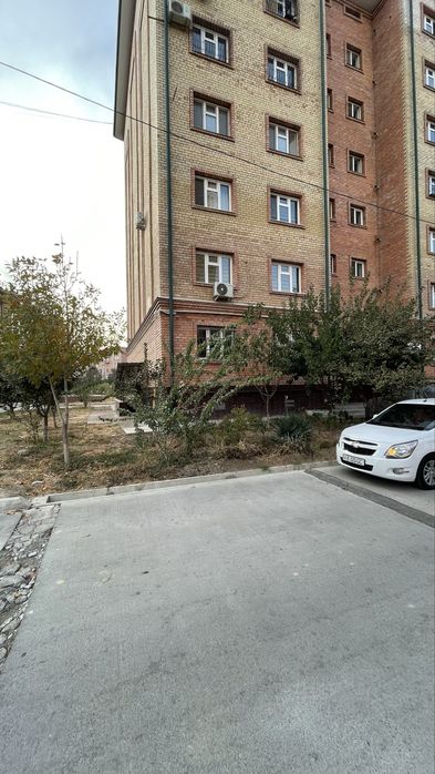 Uy arenda beramiz sergili yangi hayot 2 hona 68 kv