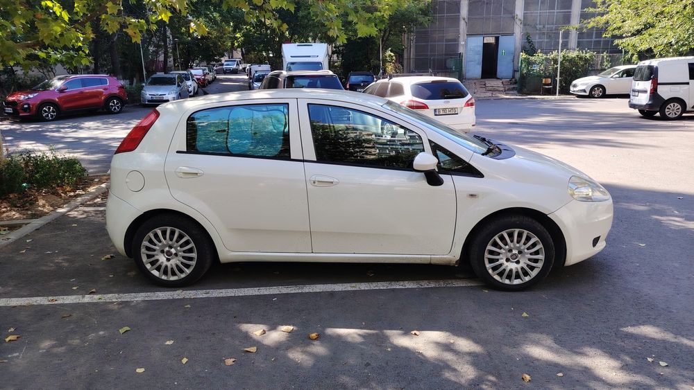 Vând FIAT punto 1.3 diesel