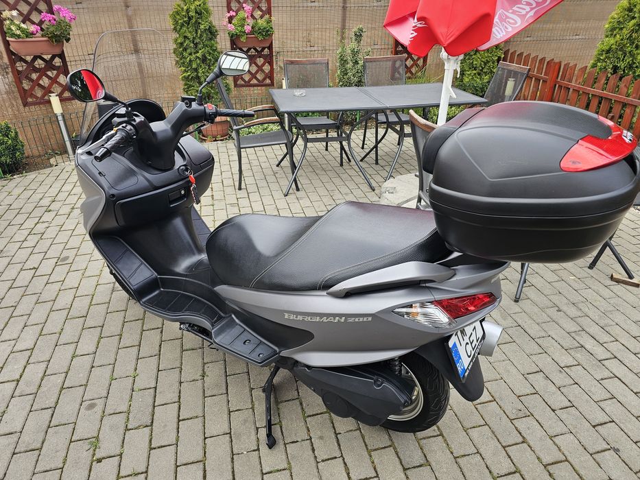 Scuter Suzuki Burgman 200