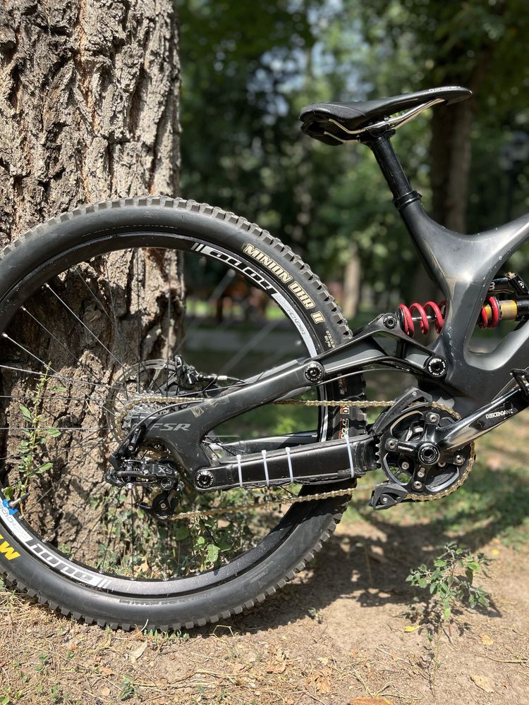 Specialized demo 8