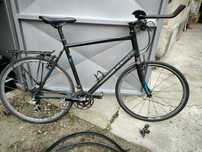 Bicicleta CUBE Cross road Pro