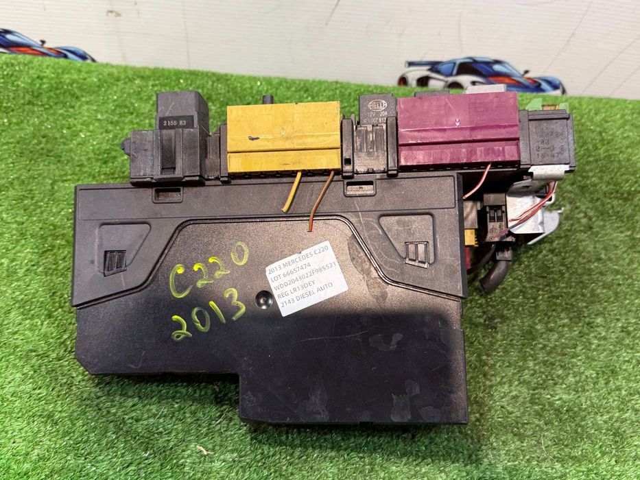 TABLOU PANOU SIGURANTE MERCEDES BENZ C220 C204 W204 CDI C-CLASS COUPE 2.2 DIESEL 2013 COD OEM A2049060205 A2049019702 A2319025101 2008-2014