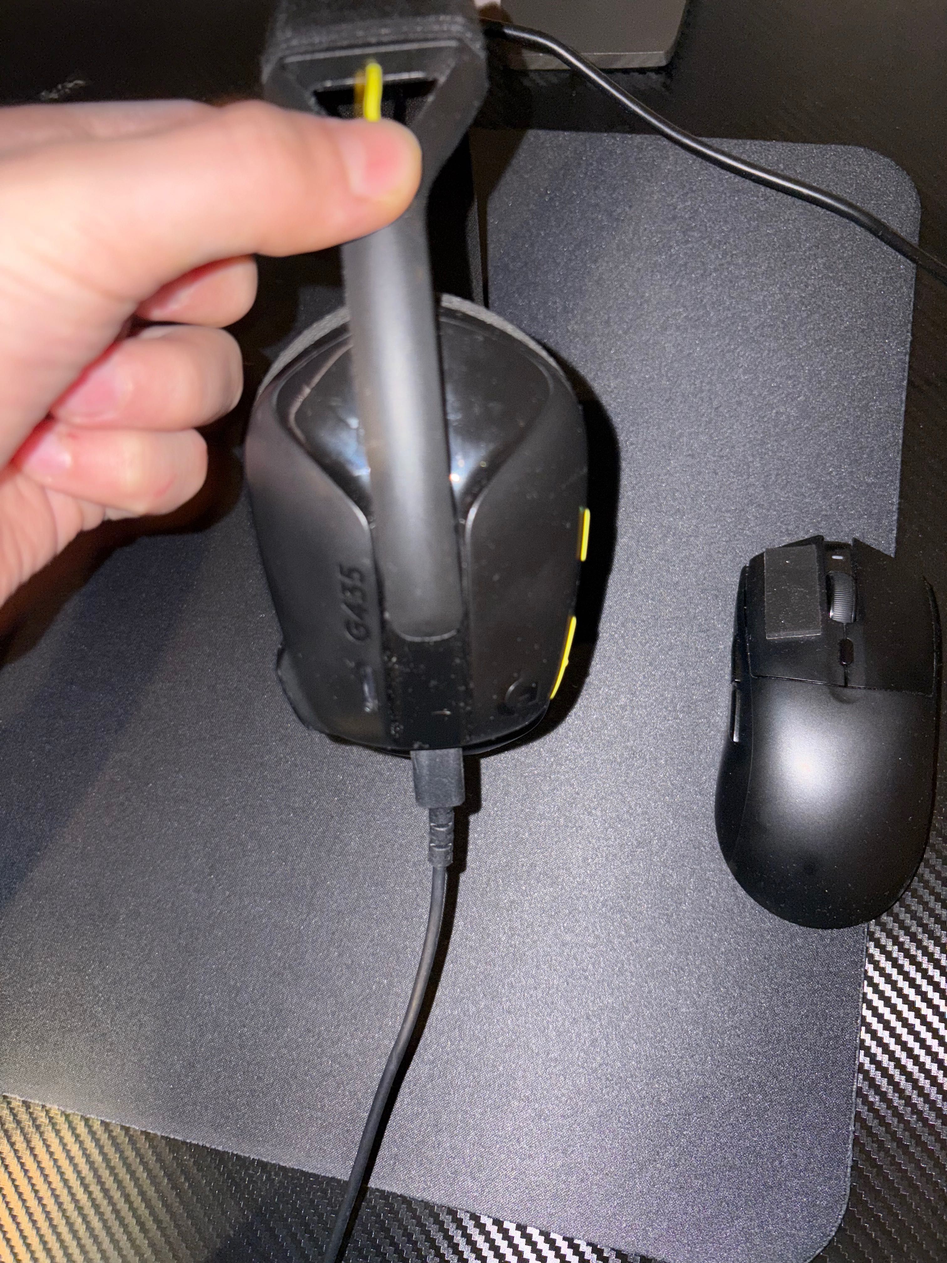 Наушники Logitech g435
