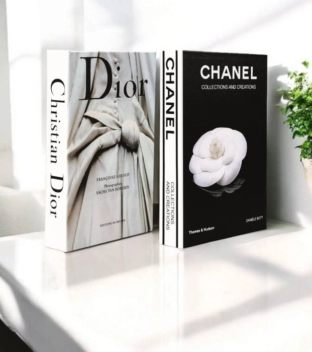 Стилна Кутия Книга за Съхранение и Декорация Dior/Chanel