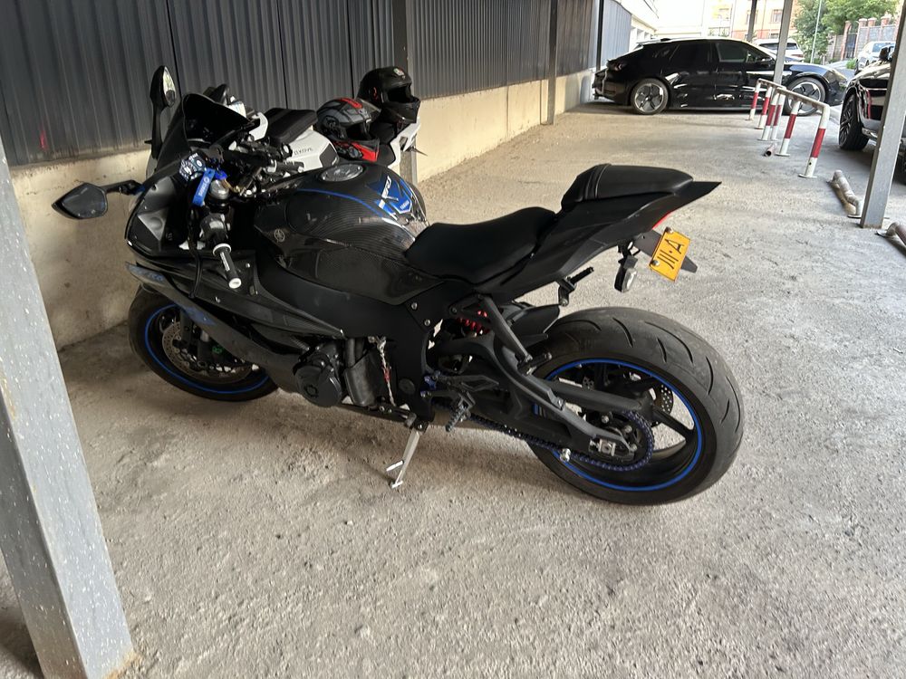 Мотоцикл Yamaha r6