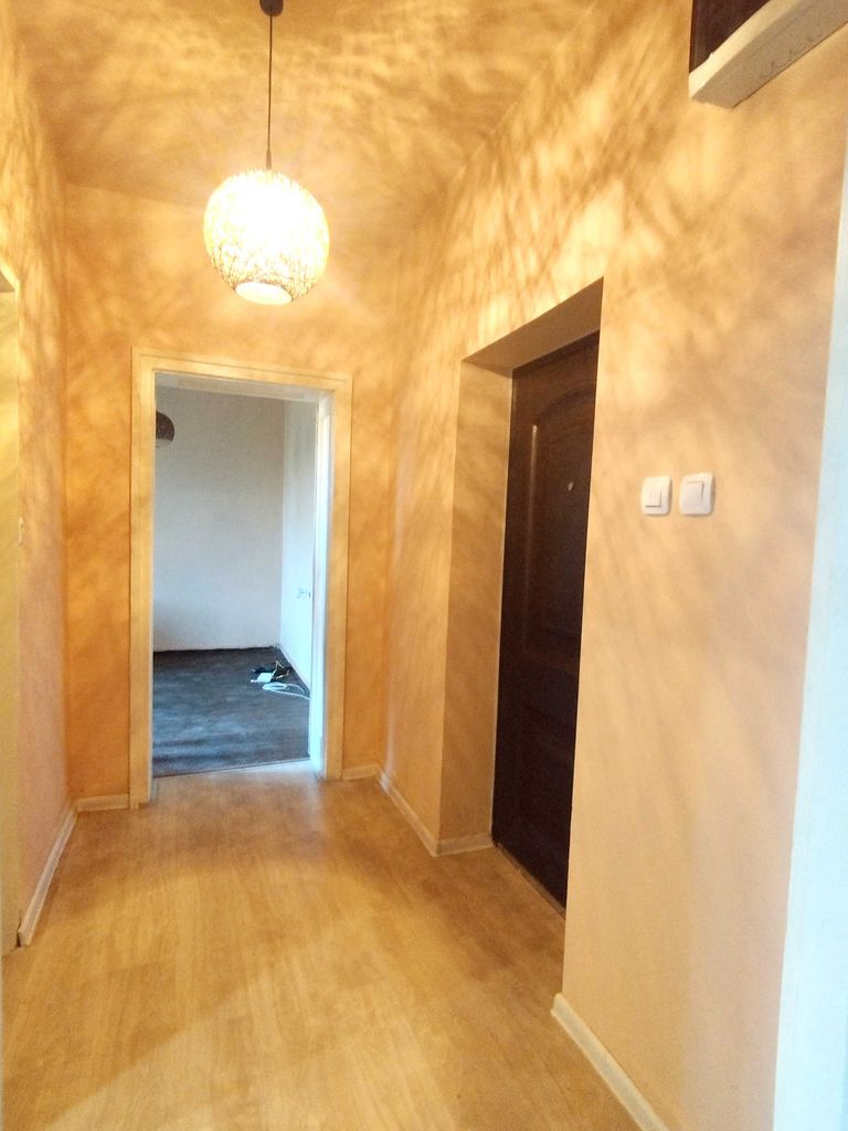 Продава се Двустаен апартамент в Перник, Изток - 54 кв.м за 926 €/кв.м - Снимка #3
