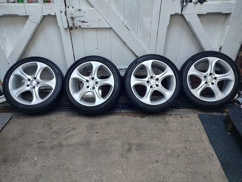 Оригинални  лети джанти 18"за Мерцедес W205
Всезезонни гуми 225/45/18