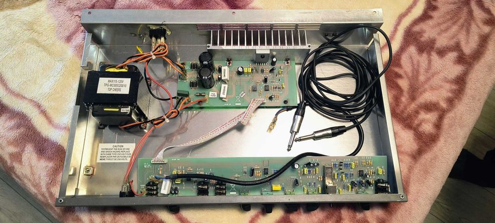 Vand bloc amplificare  Peavey Max 115/300W