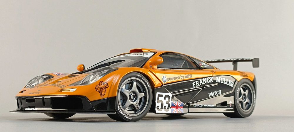 Machetă auto McLaren F1 GTR UT Models scara 1/18