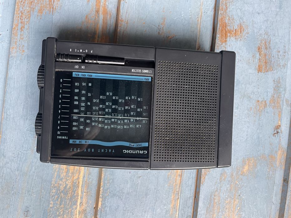 Radio Grundig Yacht boy 207