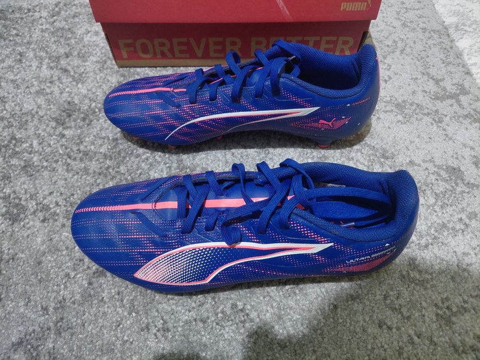 Ghete de fotbal puma teren de iarbă