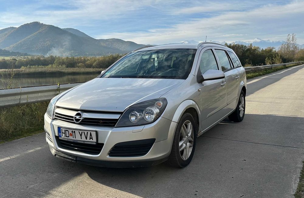 Opel Astra H Caravan 1.9 CDTI – 101 CP, motor fiabil și economic