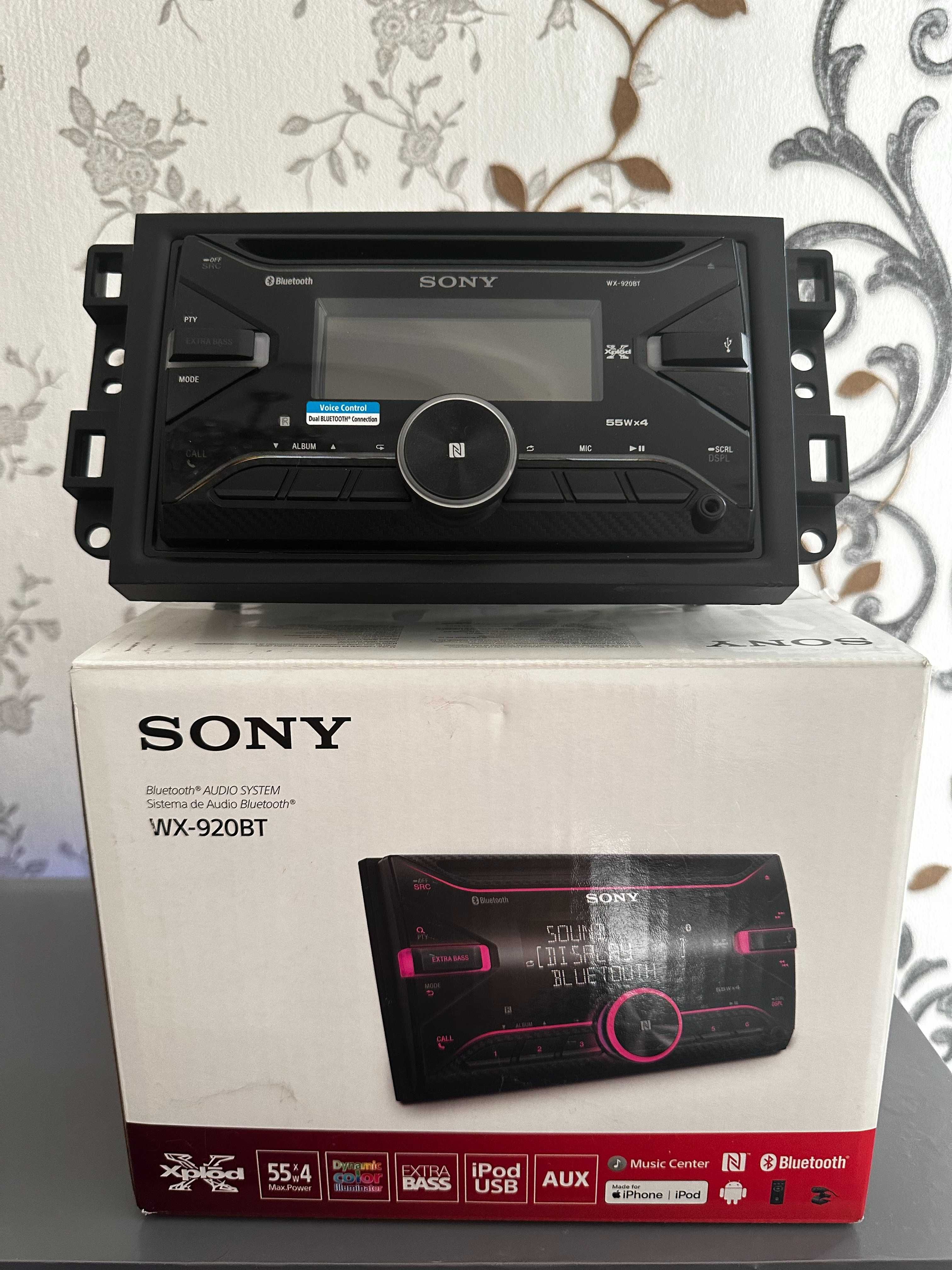 Продаю автомагнитолу SONY WX-920BT