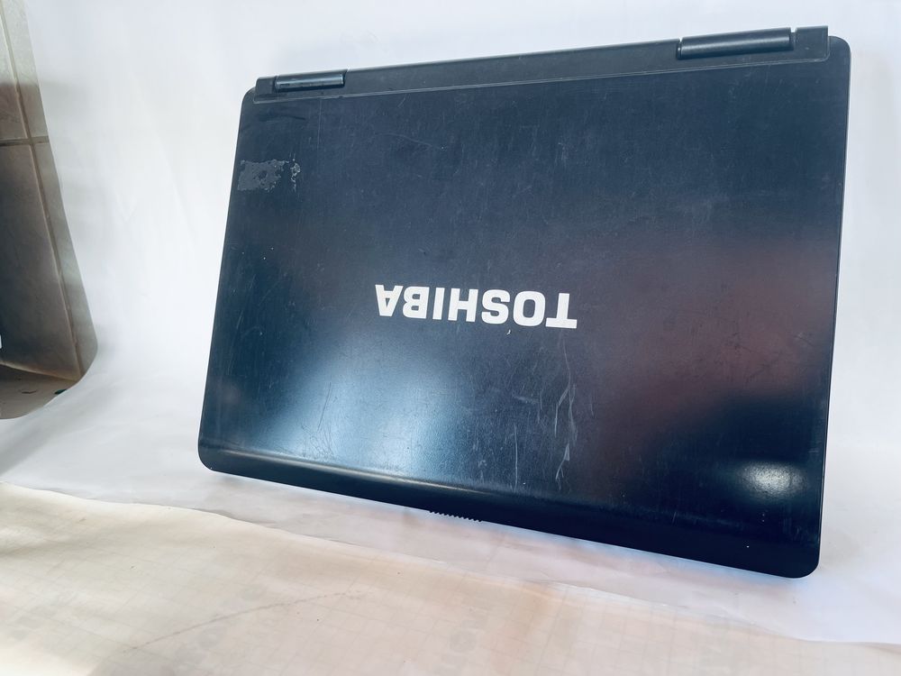 Laptop Toshiba satelite L300 și L40