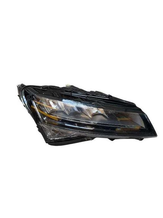 Far Dreapta Skoda Superb 3 Led Cod 3V1941016C