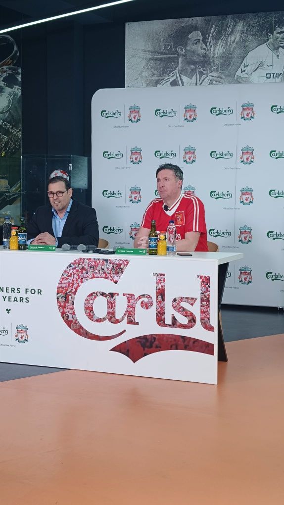 Minge oficiala Liverpool semnata de Robbie Fowler