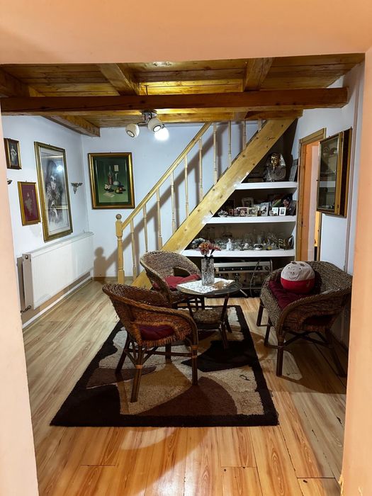 Casa de vanzare