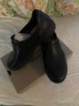 Vand pantofi noi, in cutia originala nepurtati CLARKS