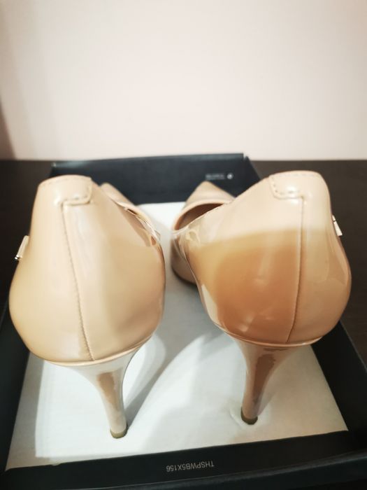 Pantofi Tommy Hilfilger nude mărimea 38