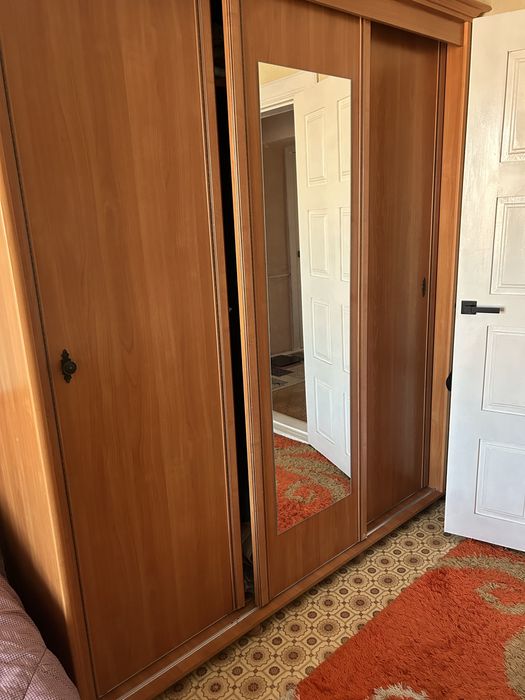 Продам спальный гарнитур в хорошем состоянии