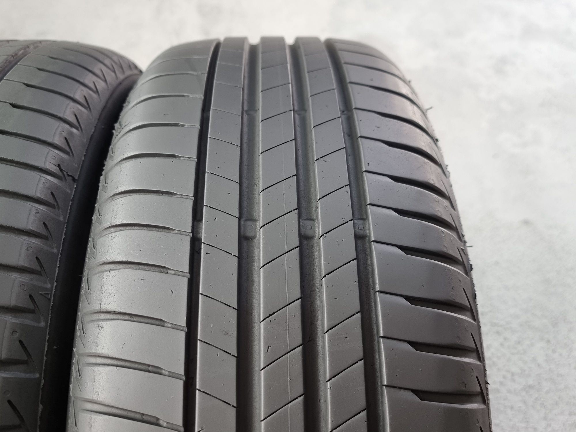 "Dot 21-22" 205/60/16 Bridgestone 4Броя: 330лв 6мм