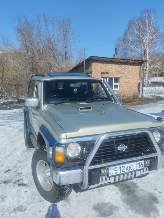 продам хороший автомобиль