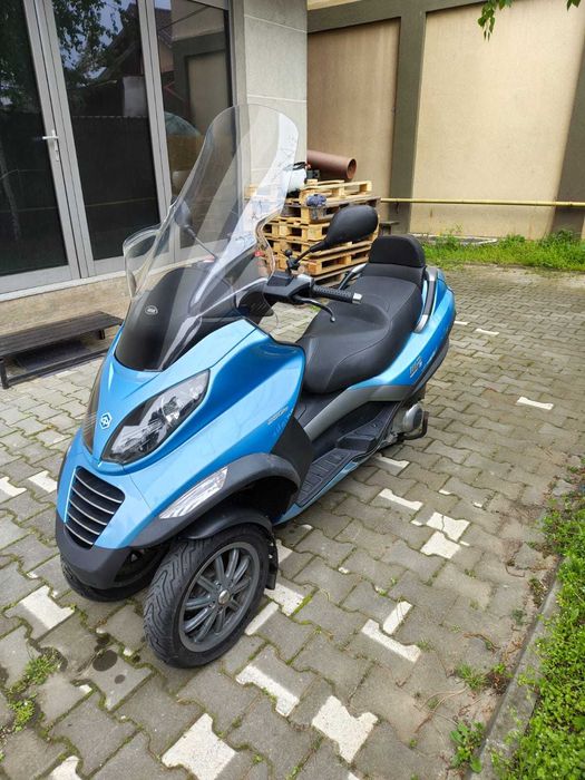 Vand Piaggio MP3, 250 cc, 10 155 Km, Categoria A