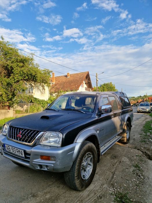 Mitsubishi l200 2002