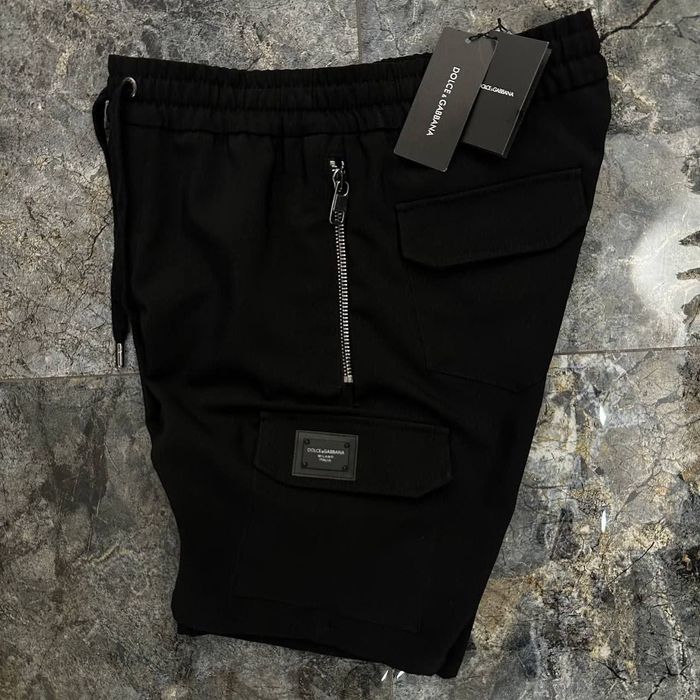 Къси панталони различни модели