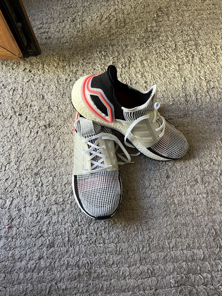 Adidas Ultraboost 19-оригиналки мъжки мататонки