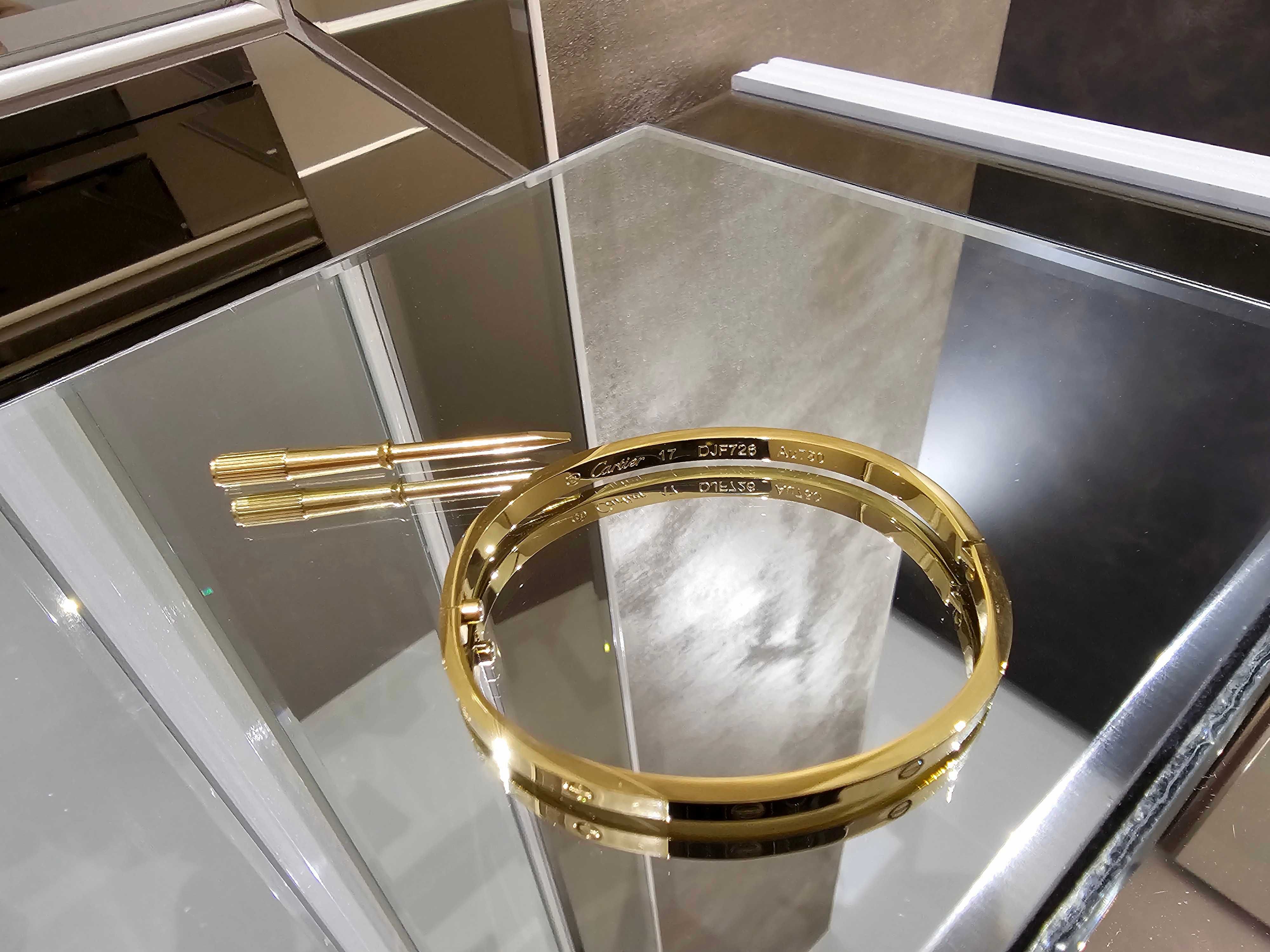 CARTIER Love Gold Classic Small Model Гривна с Отверка