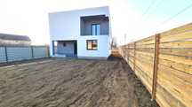 //  Casa  De  Vanzare  //