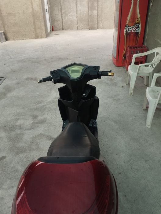 Elektra sukuter yaxshi  holatda