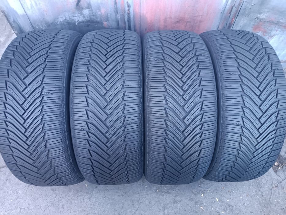 225/50/17 Michelin