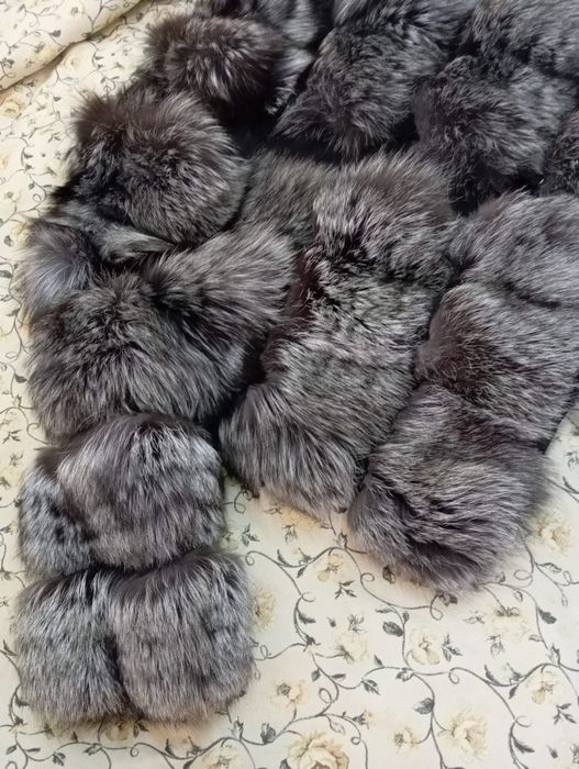 Палто от сребърна лисица